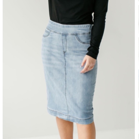 MSE Light Wash Denim Skirt - Picture 2 of 2
